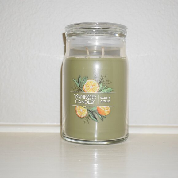 Yankee Candle lot (3) Chocolate Layer Cake, Sage & Citrus, Garden Cucumber - Picture 3 of 4